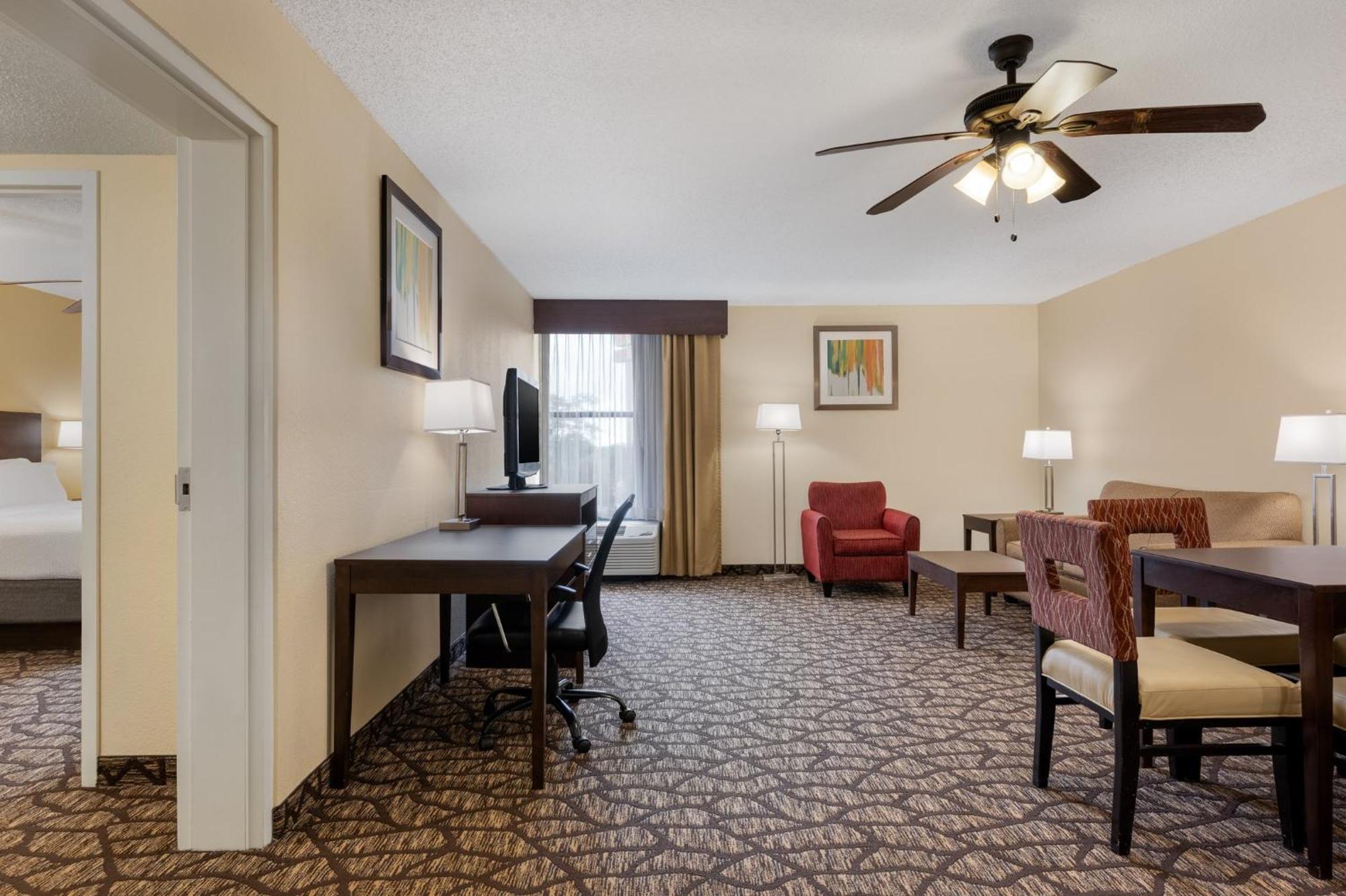 Holiday Inn Express Tallahassee By Ihg Екстер'єр фото
