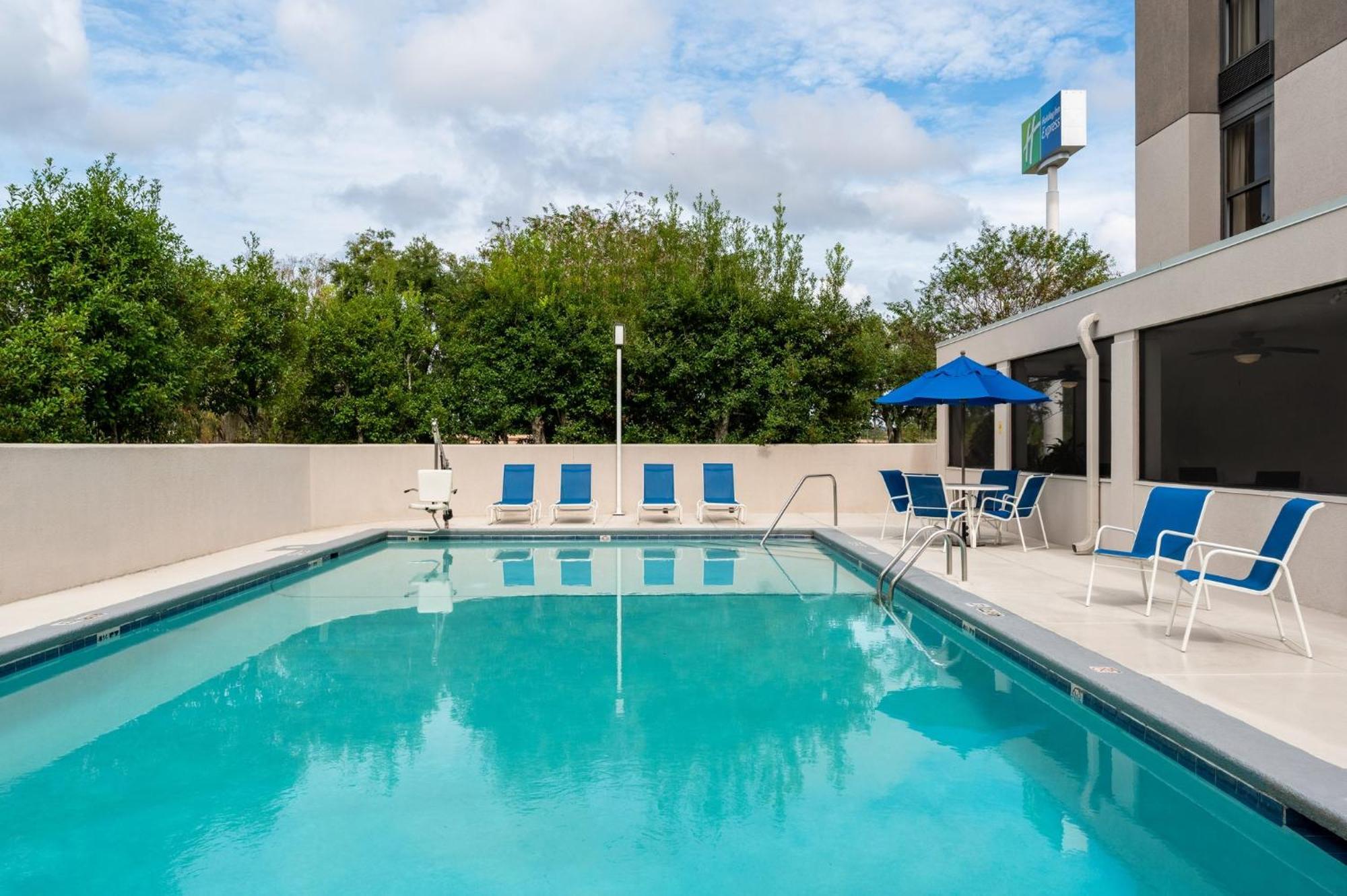 Holiday Inn Express Tallahassee By Ihg Екстер'єр фото